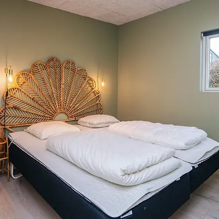 5 Star In Sjolund Feriehus Binderup Strand